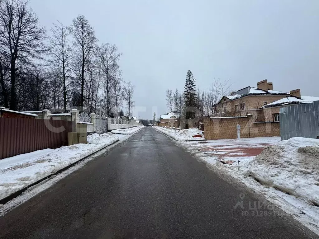 Участок в Москва д. Столбово, ул. Старателей (30.0 сот.) - Фото 0