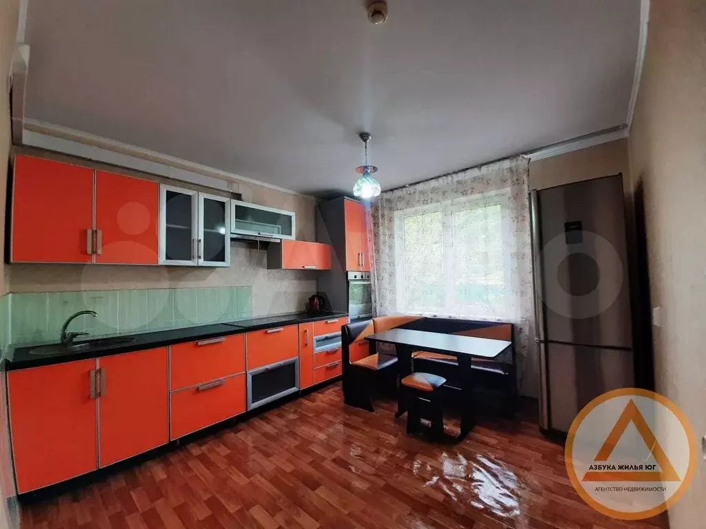 2-к. квартира, 56,3 м, 1/3 эт. - Фото 0