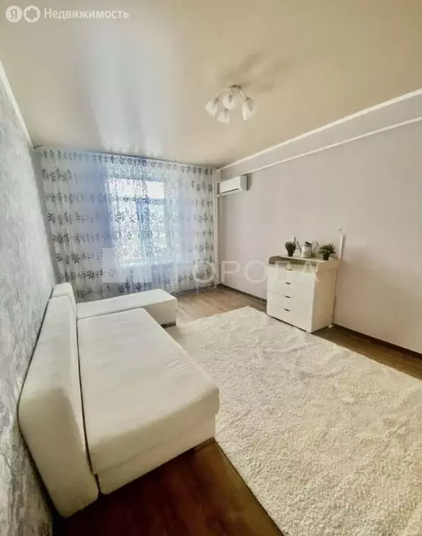 2-комнатная квартира: Барнаул, проспект Ленина, 93 (60 м) - Фото 0