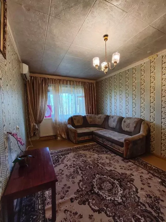 2-к кв. Крым, Симферополь ул. Героев Сталинграда, 25 (55.0 м) - Фото 1