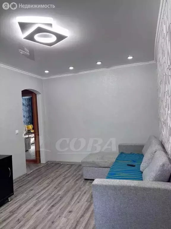 3-комнатная квартира: Тюмень, улица Монтажников, 12 (53.7 м) - Фото 2