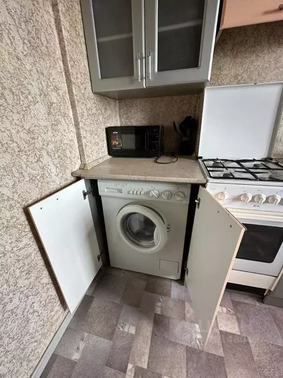 1-к кв. Саратовская область, Саратов ул. Имени Н.Г. Чернышевского, 14 ... - Фото 1