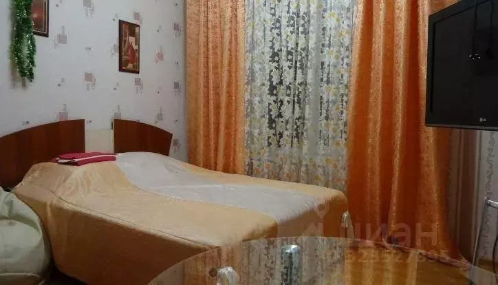 Комната Свердловская область, Краснотурьинск Октябрьская ул., 11 (24.0 ... - Фото 1