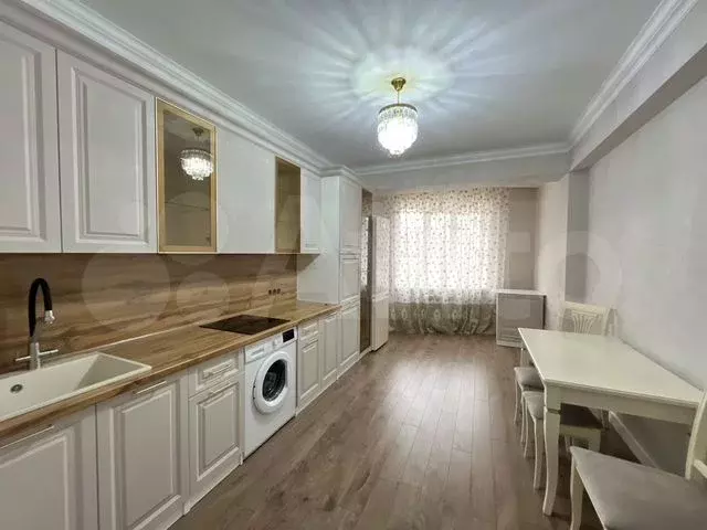 2-к. квартира, 80 м, 1/12 эт. - Фото 0