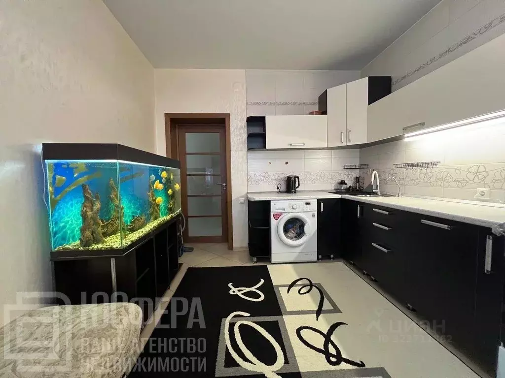 2-к кв. Волгоградская область, Волгоград ул. имени Хорошева, 8А (69.9 ... - Фото 1