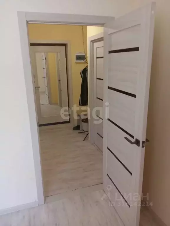 1-к кв. Иркутская область, Ангарск 22-й мкр, 18 (32.0 м) - Фото 0