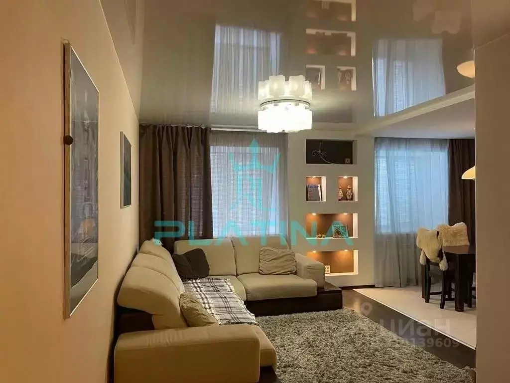 3-к кв. Татарстан, Казань ул. Толбухина, 5 (70.0 м) - Фото 0