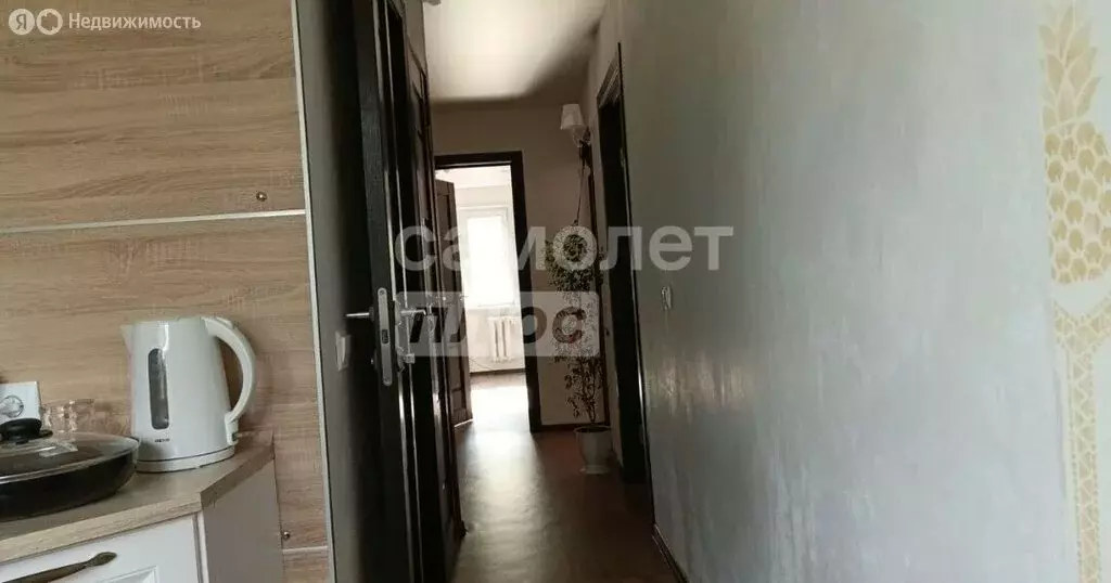 3-комнатная квартира: Снежинск, улица Победы, 28 (63 м) - Фото 1