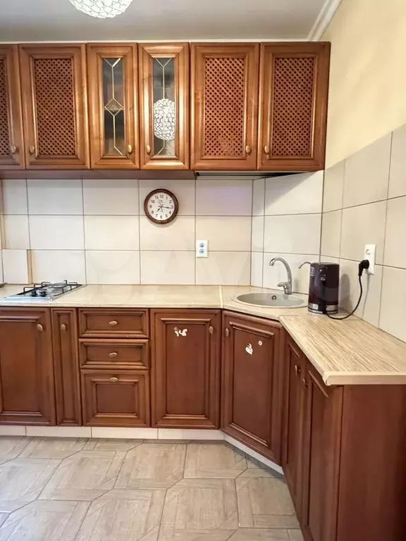 1-к. квартира, 37 м, 4/9 эт. - Фото 0