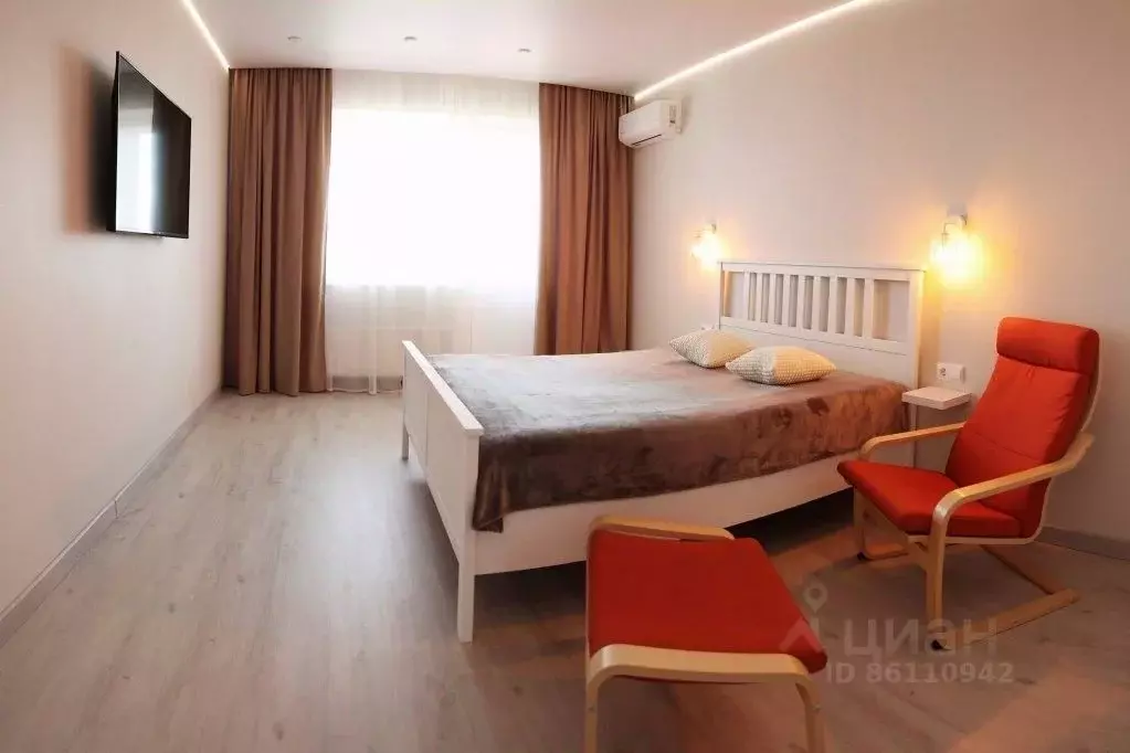 1-к кв. Самарская область, Тольятти Приморский бул., 61 (40.0 м) - Фото 1