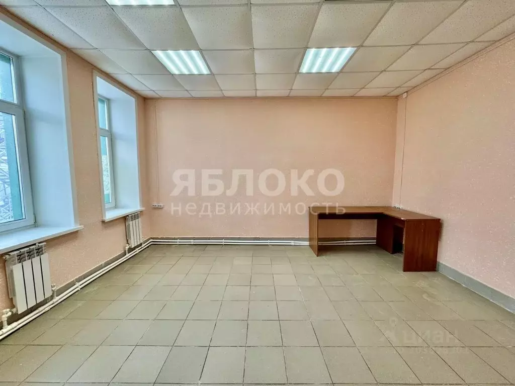 Помещение свободного назначения в Пермский край, Усолье Усольский ... - Фото 1