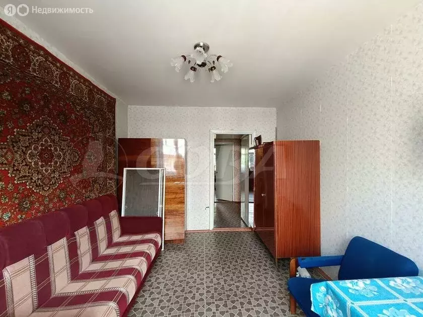 3-комнатная квартира: Тюмень, улица Немцова, 50 (70 м) - Фото 0