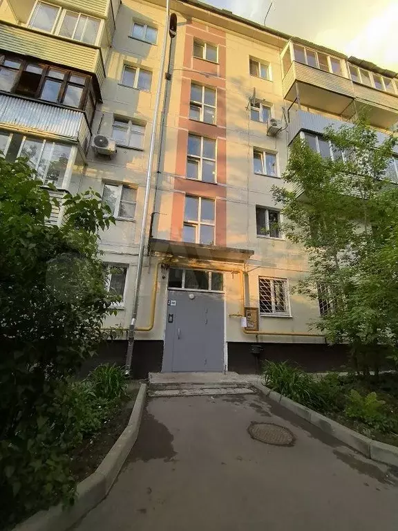 1-к. квартира, 31,8 м, 5/5 эт. - Фото 0