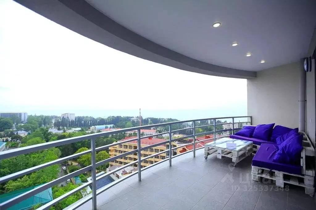 3-к кв. Краснодарский край, Сочи Новый Сочи мкр, ул. Пирогова, 30 ... - Фото 1