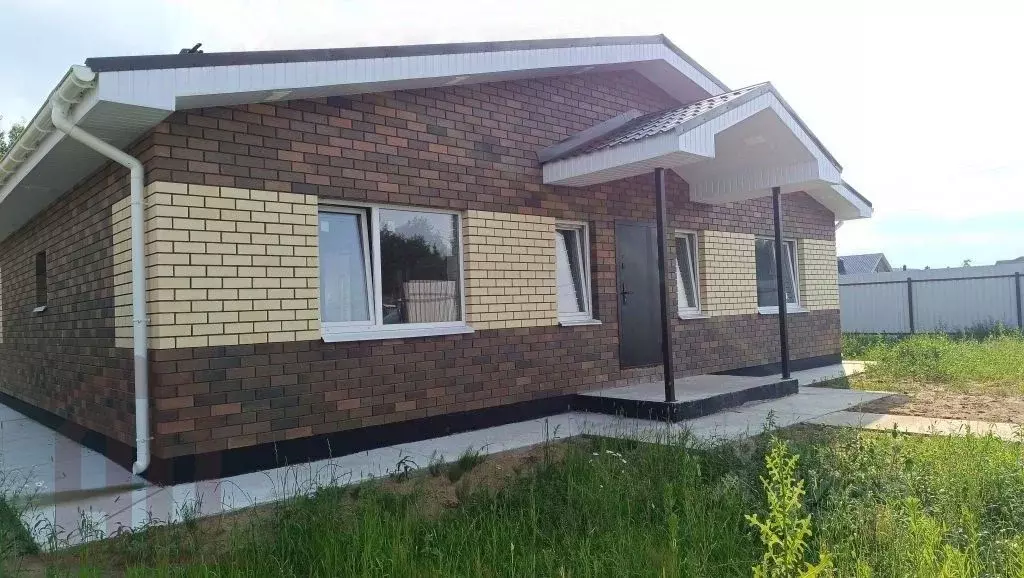 Дом в Тверская область, Калининский муниципальный округ, д. Сакулино ... - Фото 1