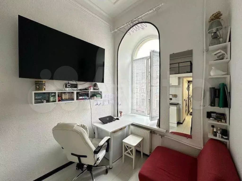 Доля в квартира-студии, 18 м, 4/6 эт. - Фото 1