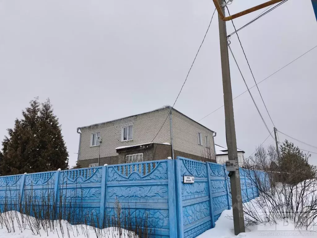 Дом в Саратовская область, Маркс Березовая ул., 11 (190 м) - Фото 1