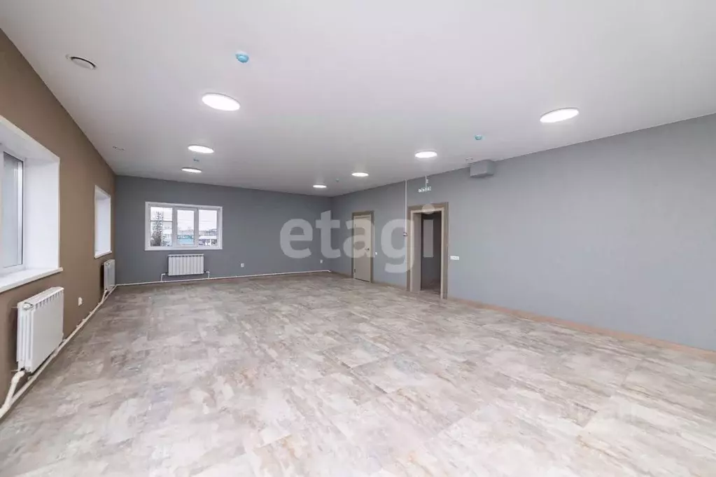 Офис в Курганская область, Курган ул. Бурова-Петрова, 121А (400 м) - Фото 2