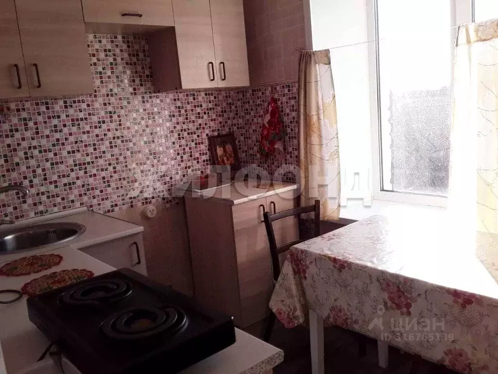 2-к кв. Новосибирская область, Коченево рп ул. Мало-Кузнецкая, 26 ... - Фото 0