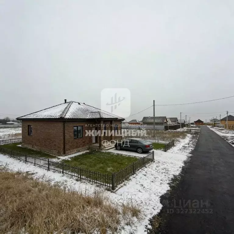 Дом в Саратовская область, Энгельсский район, Новопушкинское ... - Фото 1