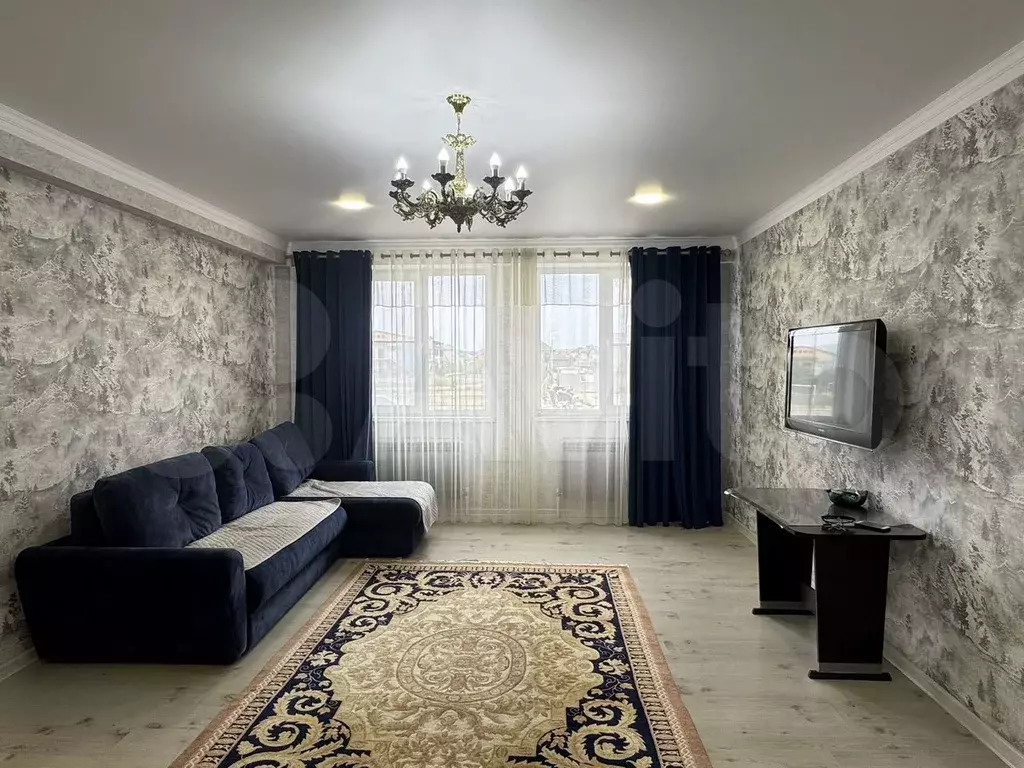 2-к. квартира, 78 м, 1/7 эт. - Фото 1