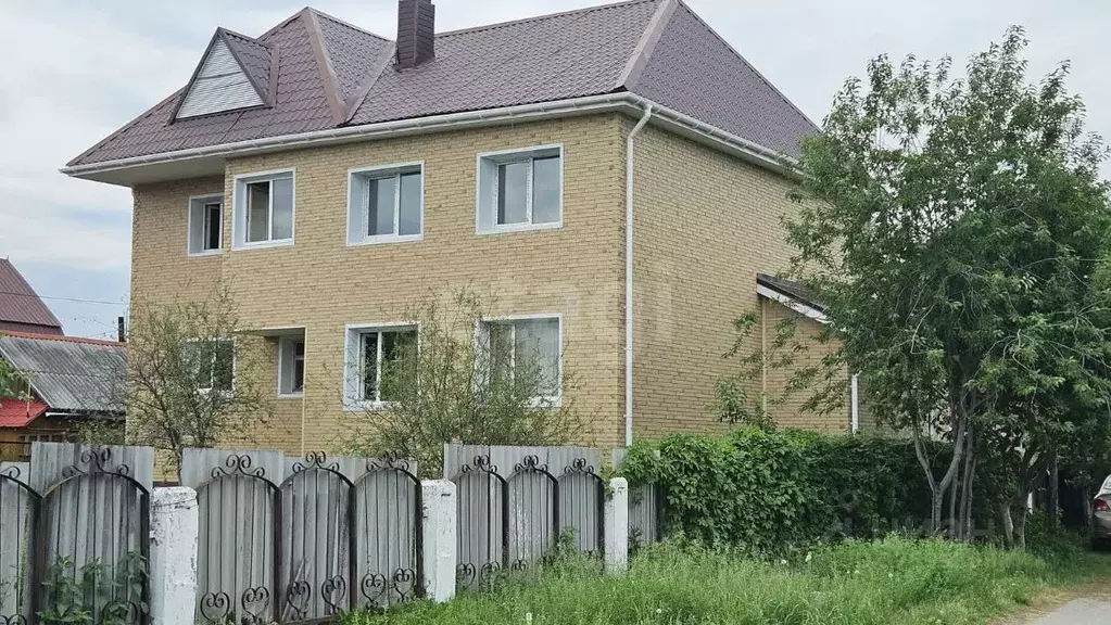 Дом в Тюменская область, Тюмень Матмасы мкр, ул. Надежды (342 м) - Фото 1