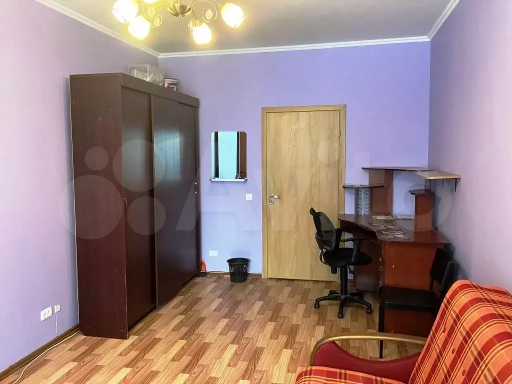 Комната 18,8 м в 3-к., 2/25 эт. - Фото 1