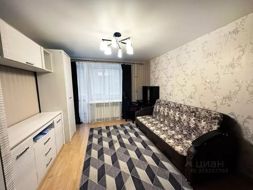 2-к кв. Пензенская область, Пенза просп. Строителей, 48 (47.8 м) - Фото 2