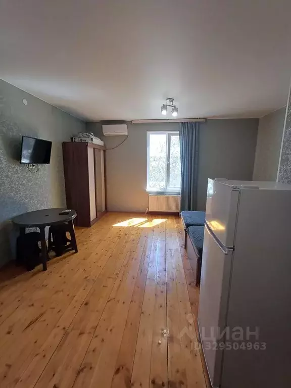 Студия Крым, Симферополь ул. Хайри Эмир-Заде, 2 (30.0 м) - Фото 1