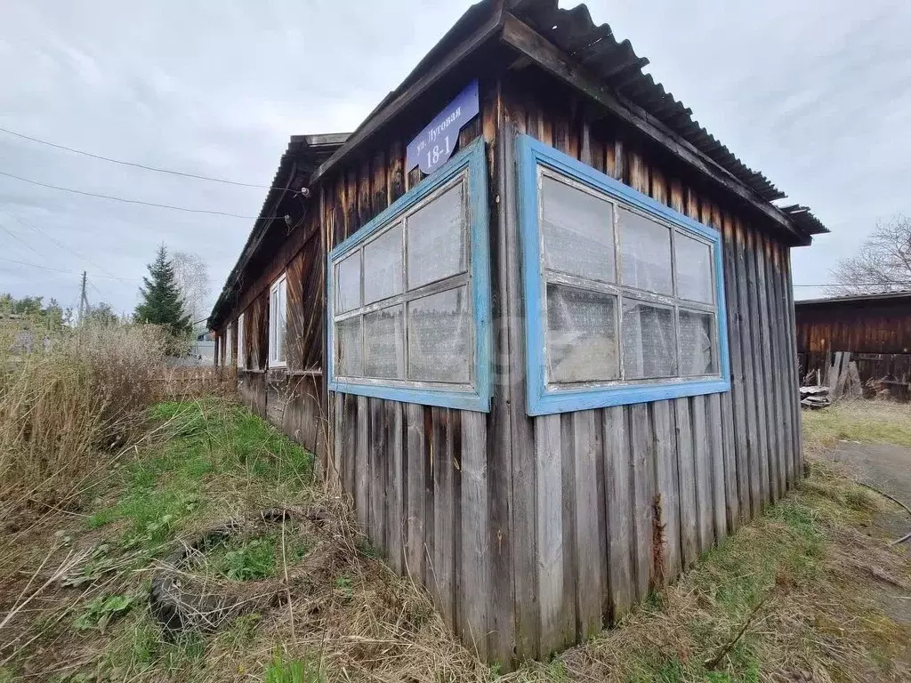 Дом в Свердловская область, Горноуральский муниципальный округ, с. ... - Фото 1