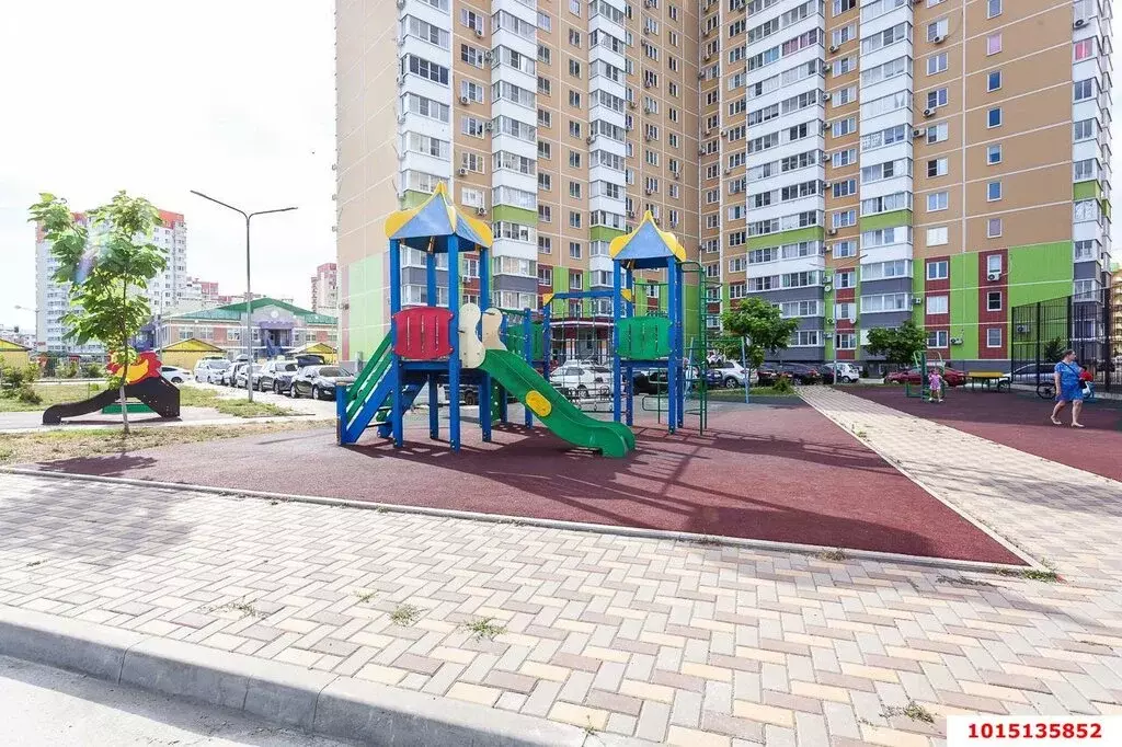 1-комнатная квартира: Краснодар, улица имени Валерия Гассия, 20 (40 м) - Фото 1