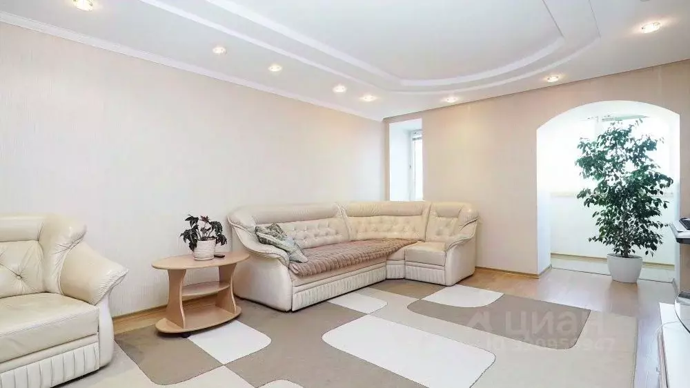 3-к кв. Татарстан, Казань ул. Гарифьянова, 38Б (115.2 м) - Фото 1