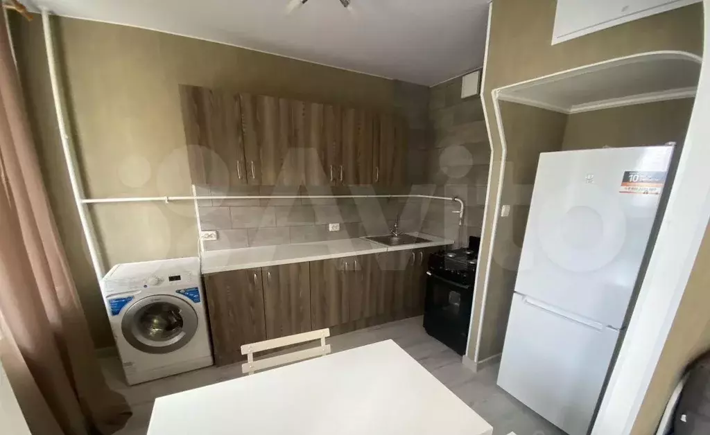1-к. квартира, 40 м, 9/16 эт. - Фото 0