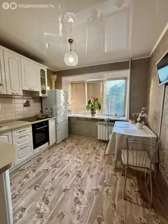 2-комнатная квартира: Черногорск, проспект Космонавтов, 27 (50.2 м) - Фото 1