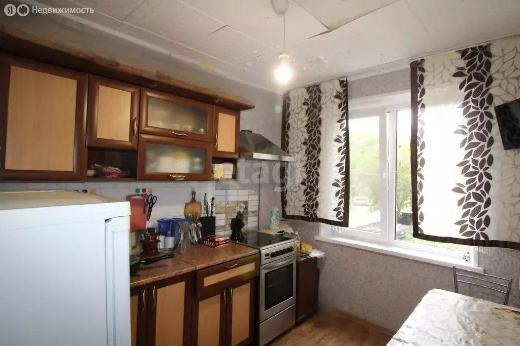 3-комнатная квартира: Челябинск, улица Хохрякова, 22 (65 м) - Фото 1