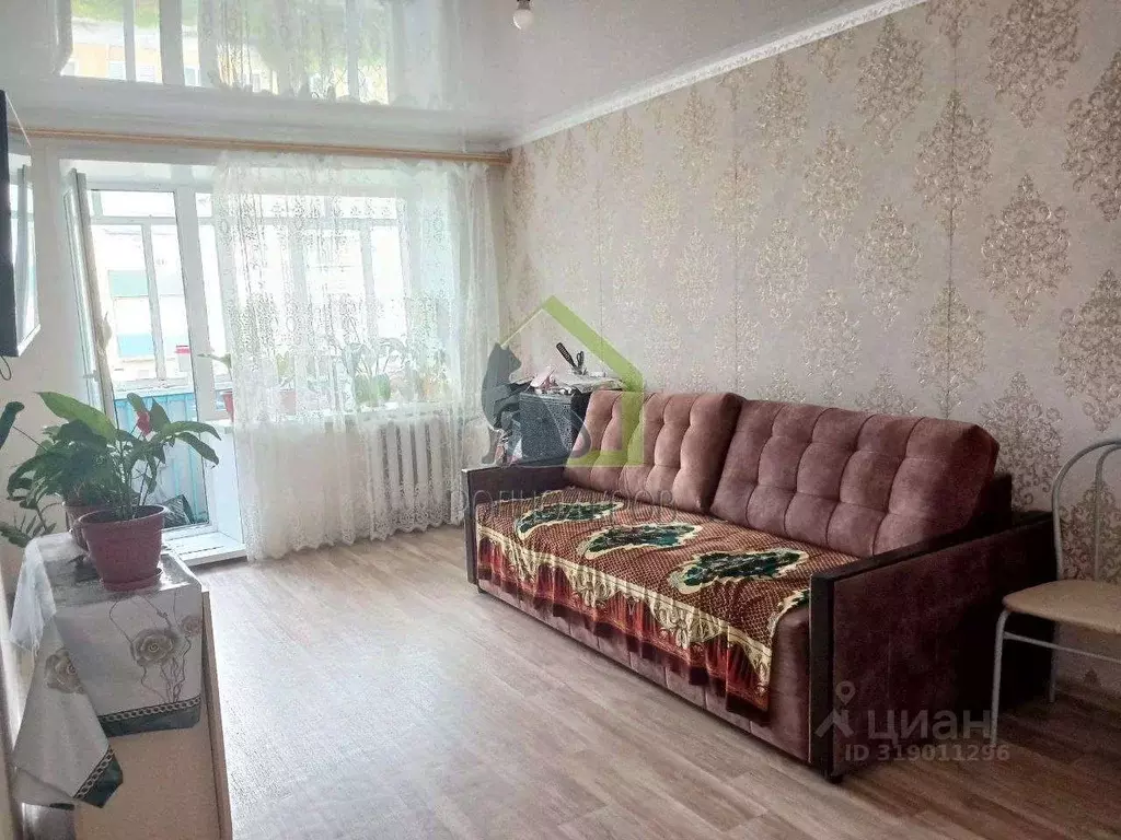 1-к кв. Самарская область, Сызрань Астраханская ул., 36 (30.2 м) - Фото 0