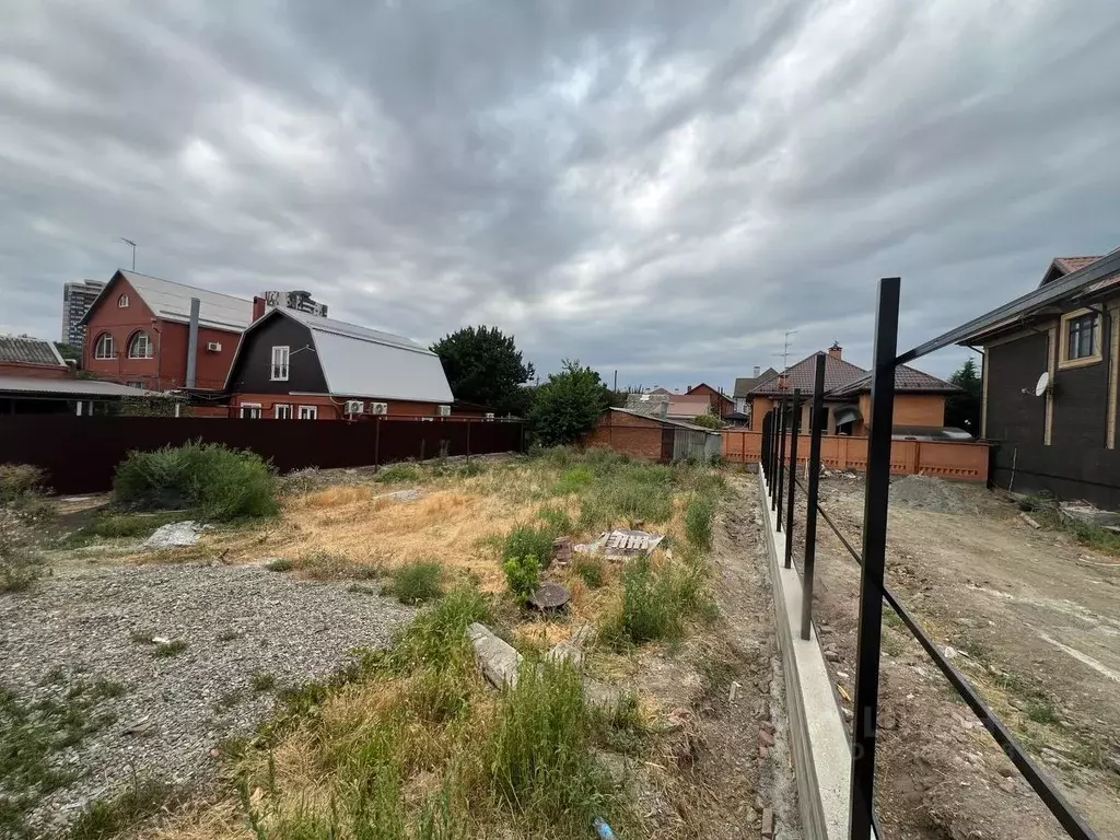 Участок в Краснодарский край, Краснодар Центральный мкр, ул. Олега ... - Фото 1