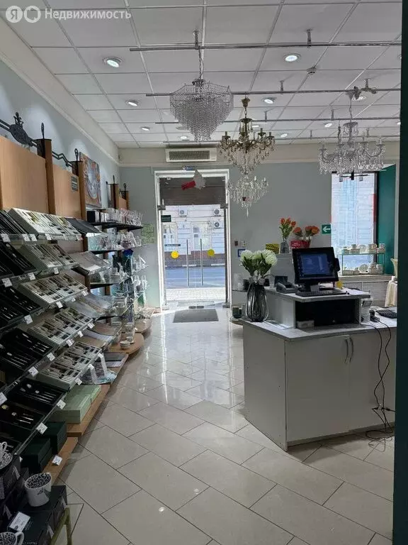 Торговая площадь (204 м) - Фото 1