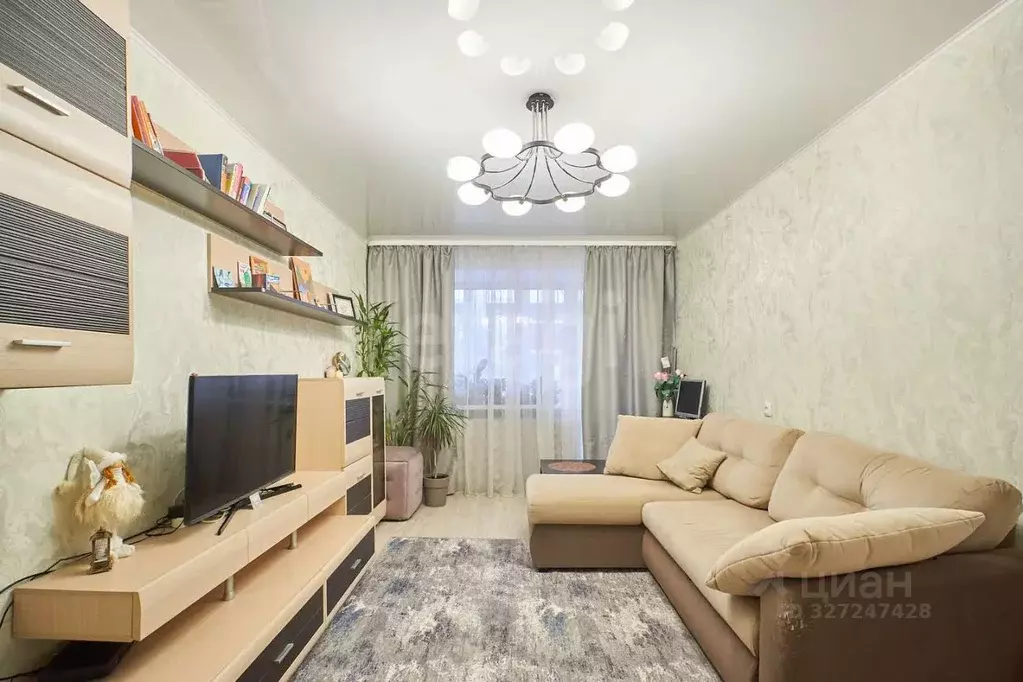 2-к кв. Тюменская область, Тюмень Тульская ул., 5 (44.9 м) - Фото 1