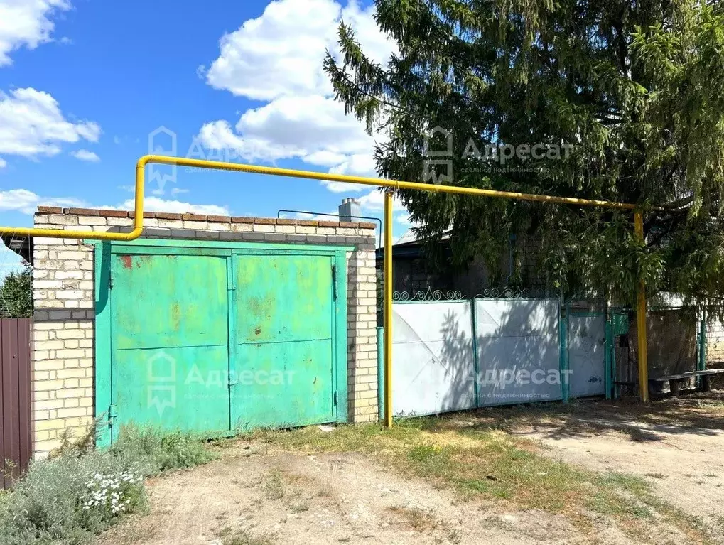 Дом в Волгоградская область, Киквидзенский район, Преображенская ст-ца ... - Фото 1