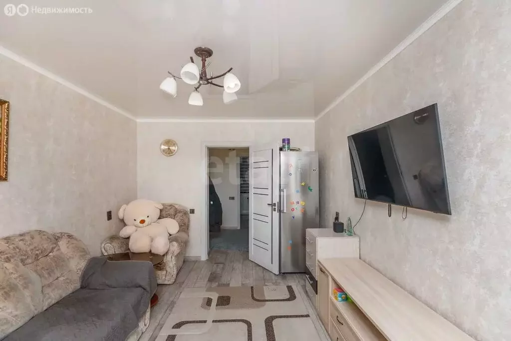 3-комнатная квартира: Ишим, улица Корушина, 18 (64.2 м) - Фото 2