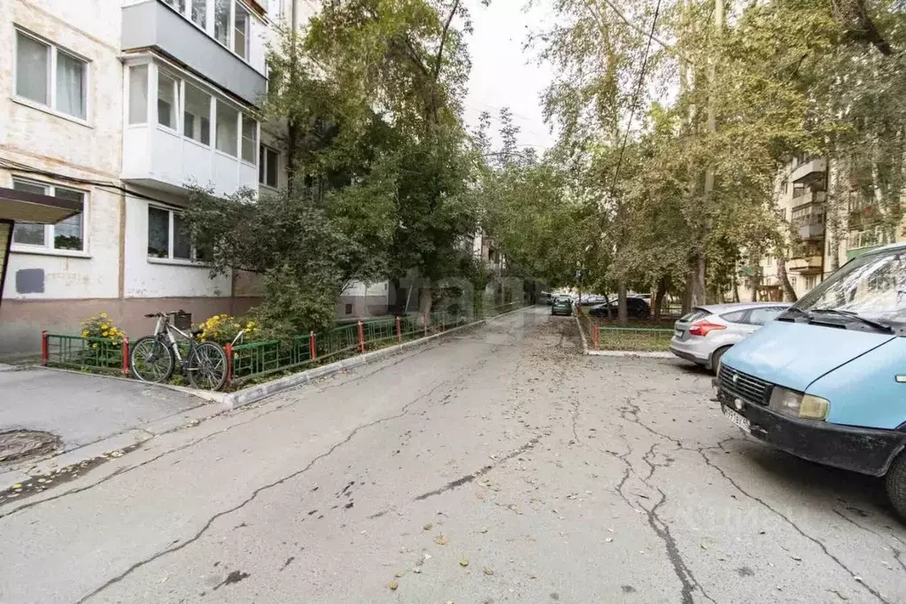2-к кв. Тюменская область, Тюмень проезд Геологоразведчиков, 40 (45.3 ... - Фото 1