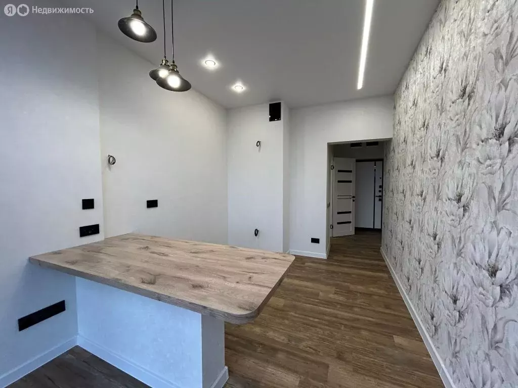 1-комнатная квартира: Ростов-на-Дону, Привокзальная улица, 3 (36 м) - Фото 1