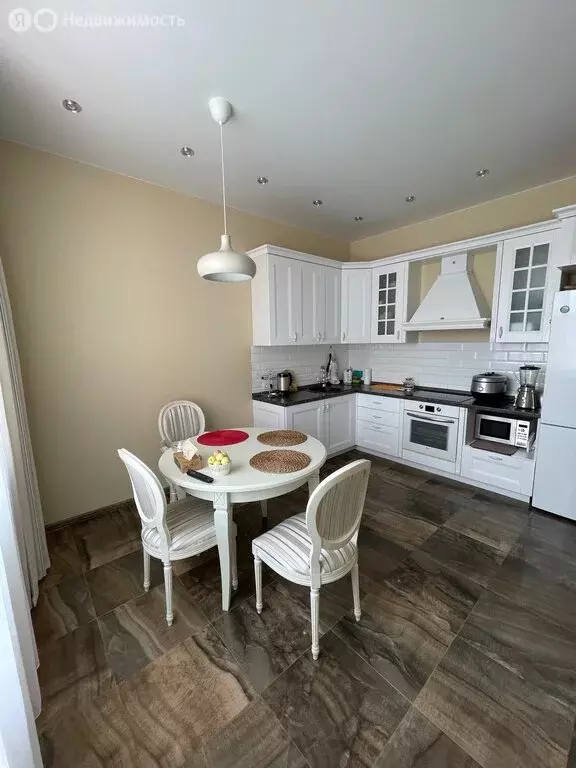 2-комнатная квартира: посёлок Горки-10, 23 (74 м) - Фото 2