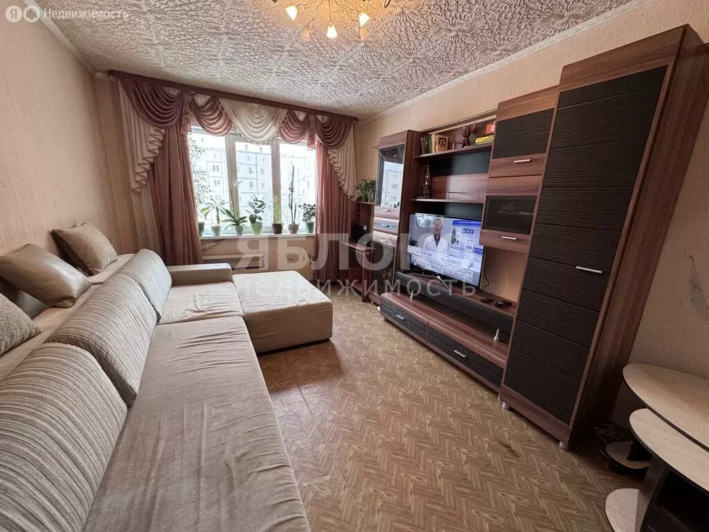 2-комнатная квартира: Березники, Комсомольская улица, 5 (49.9 м) - Фото 2