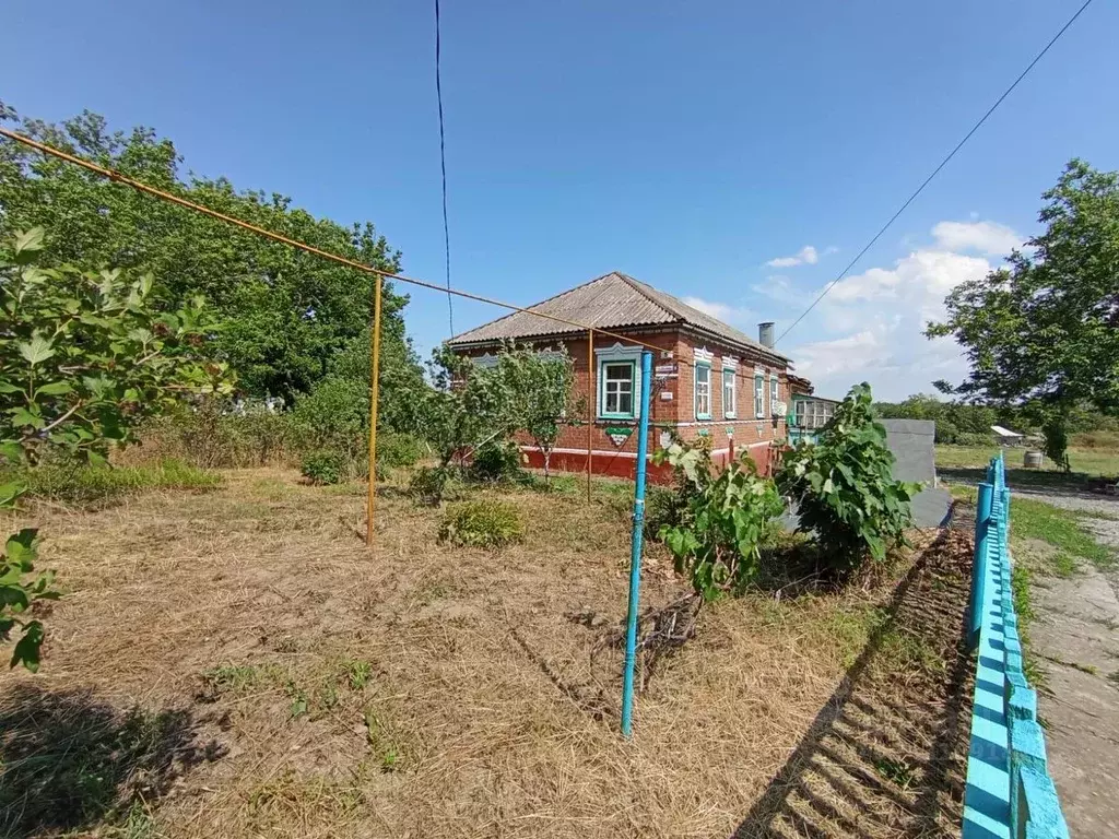 Дом в Ростовская область, Неклиновский район, Васильево-Ханжоновское ... - Фото 1