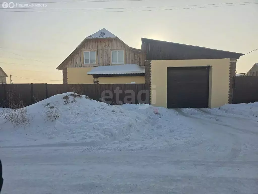 Дом в Улан-Удэ, Железнодорожный район, Буранная улица (100 м) - Фото 1