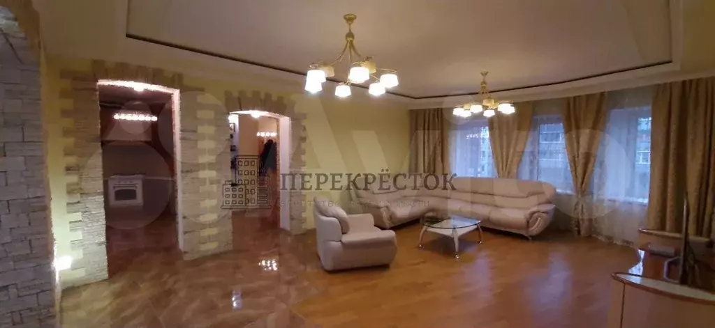 3-к. квартира, 120 м, 3/7 эт. - Фото 0