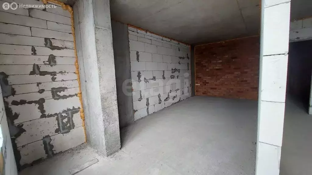 3-комнатная квартира: Владикавказ, улица Астана Кесаева, 44Вк3 (106 м) - Фото 0