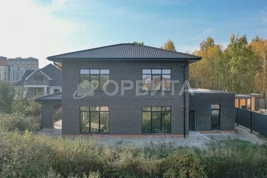 Дом в Тюменская область, Тюмень пер. Поселковый, 4 (296 м) - Фото 2